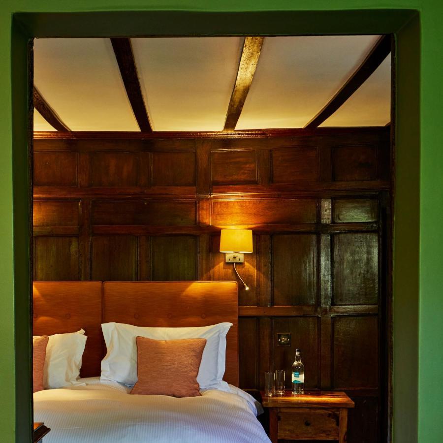 Hotel Ockenden Manor & 3*