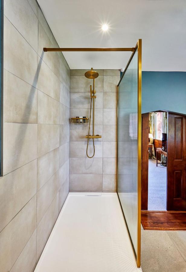 Ockenden Manor Hotel&spa 4*