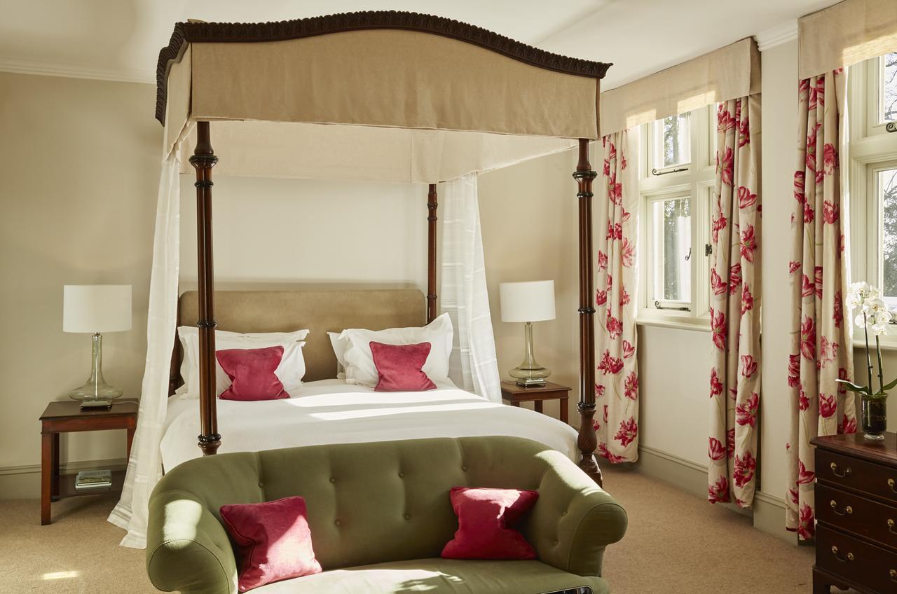 Ockenden Manor & 3*