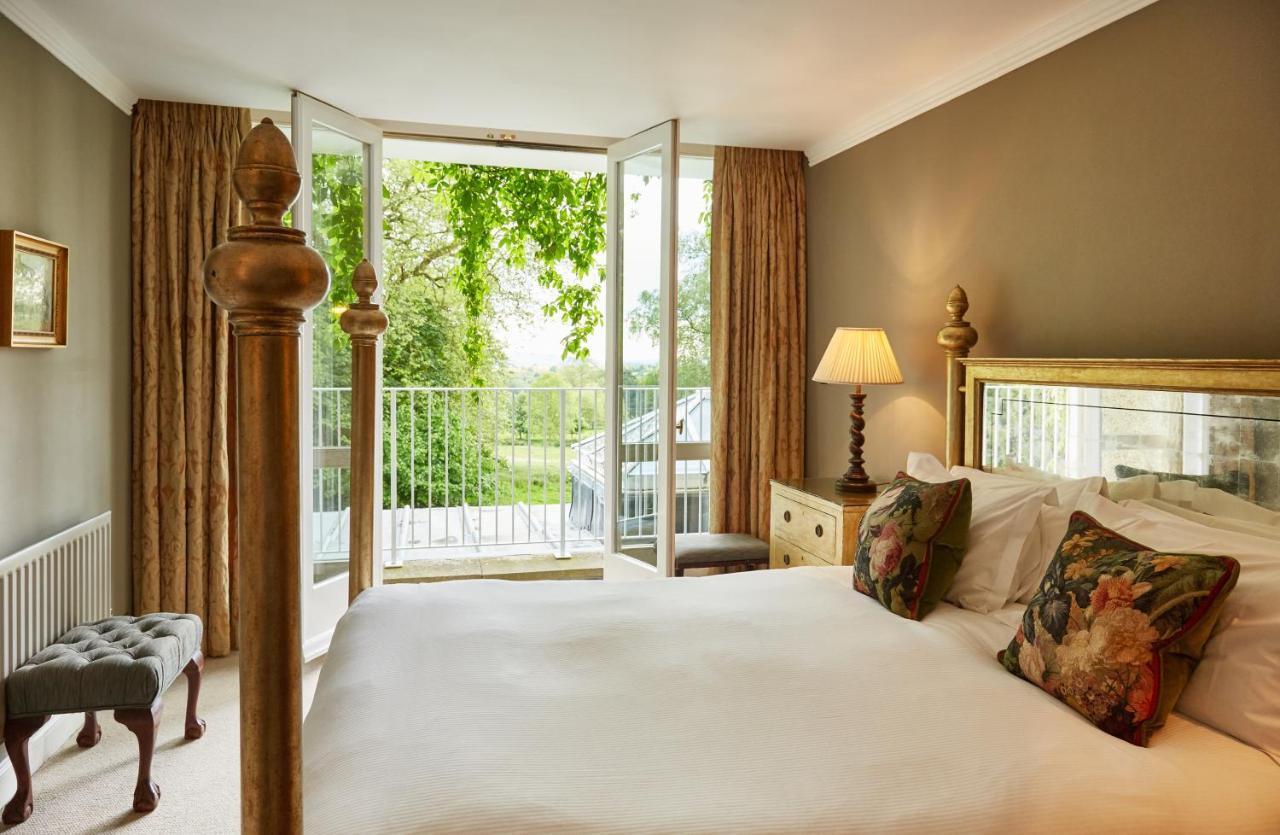 Ockenden Manor & Hotel